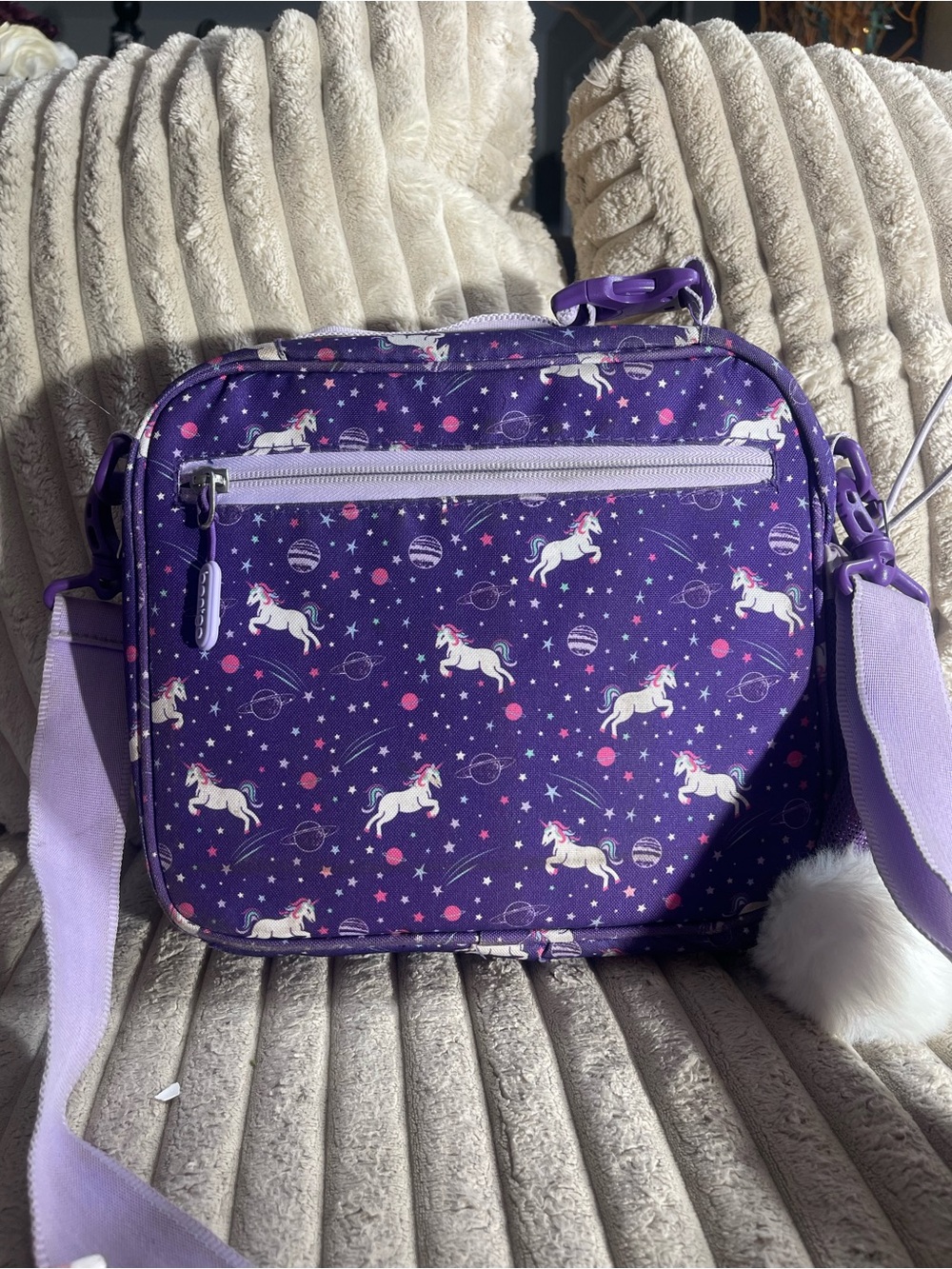 Bentgo Kids Unicorn Lunch Bag - Lavender Purple - Picture 4 of 6